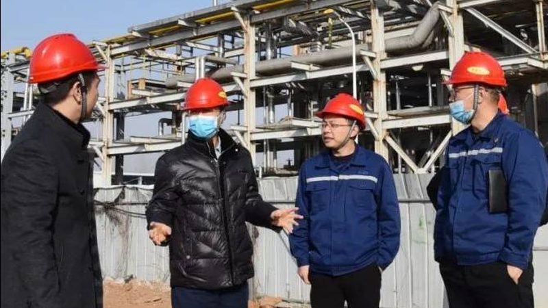 环氧树脂胶粘剂与聚氨酯胶：性能差异与应用解析